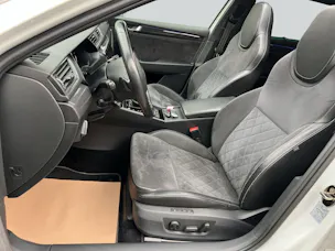 SKODA Superb Combi 2.0 TSI SportLine+ DSG 4x4