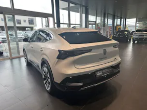 RENAULT Rafale 1.2 E-Tech Hybrid 200 Techno