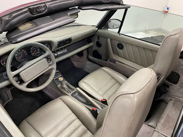 PORSCHE 911 Carrera 2 Cabrio
