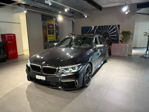 BMW M550d xDrive Touring Steptronic