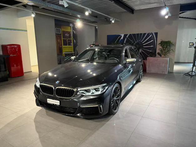 BMW M550d xDrive Touring Steptronic