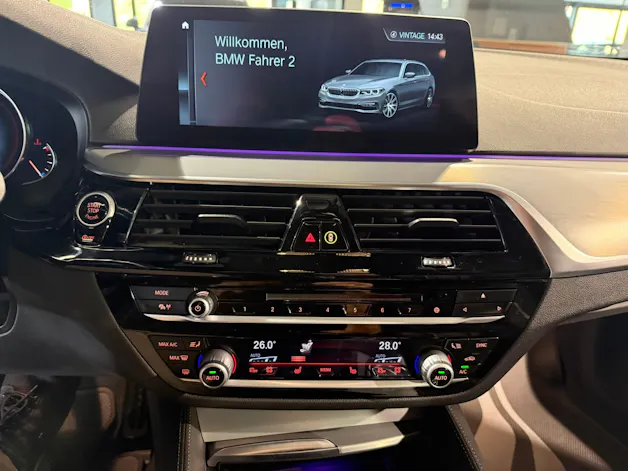 BMW M550d xDrive Touring Steptronic