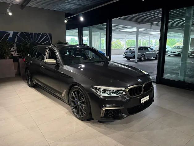 BMW M550d xDrive Touring Steptronic