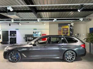 BMW M550d xDrive Touring Steptronic