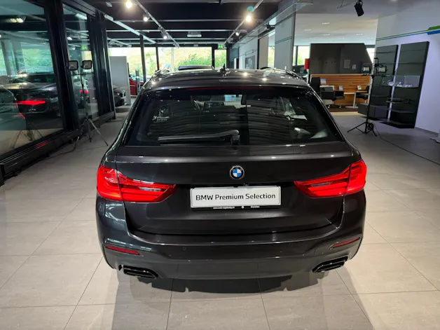 BMW M550d xDrive Touring Steptronic