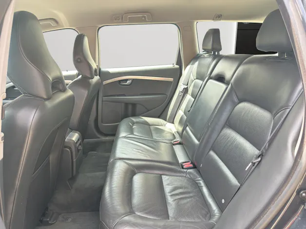 VOLVO V70 2.0T Momentum