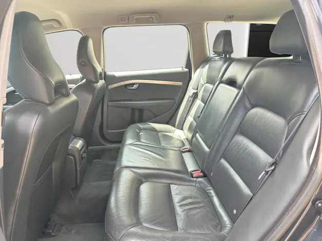VOLVO V70 2.0T Momentum