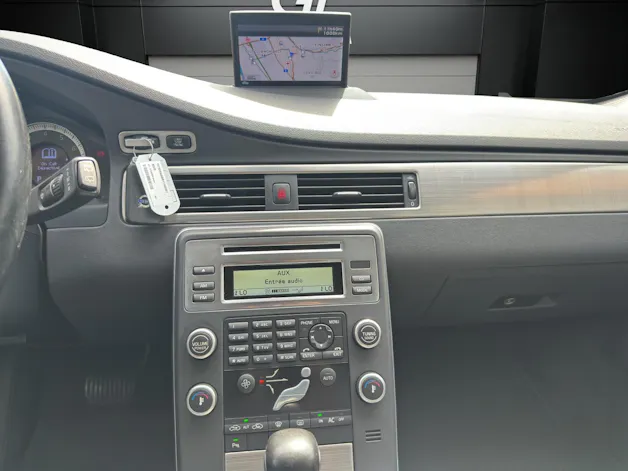 VOLVO V70 2.0T Momentum