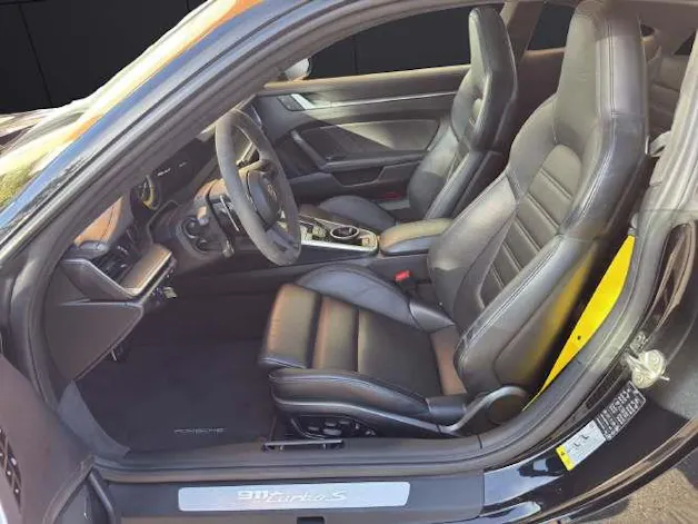PORSCHE 911 Coupé 3.7 Turbo S PDK