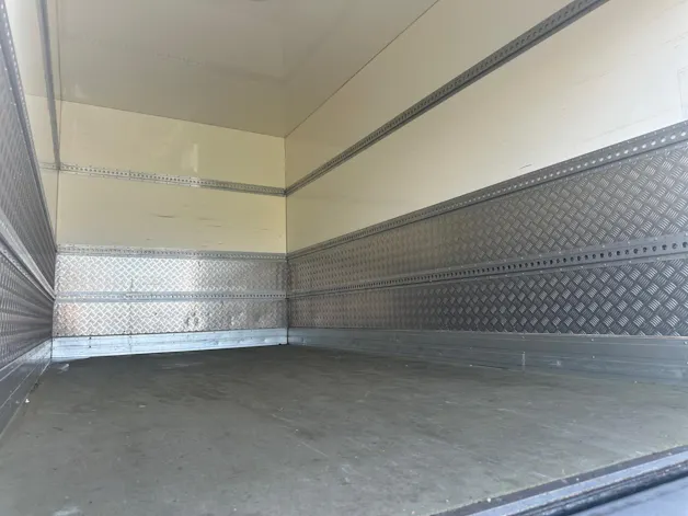 RENAULT T35d ci 150 Koffer Hebebühne