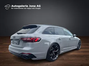 AUDI RS4 Avant 2.9 V6 TFSI quattro T-Tronic