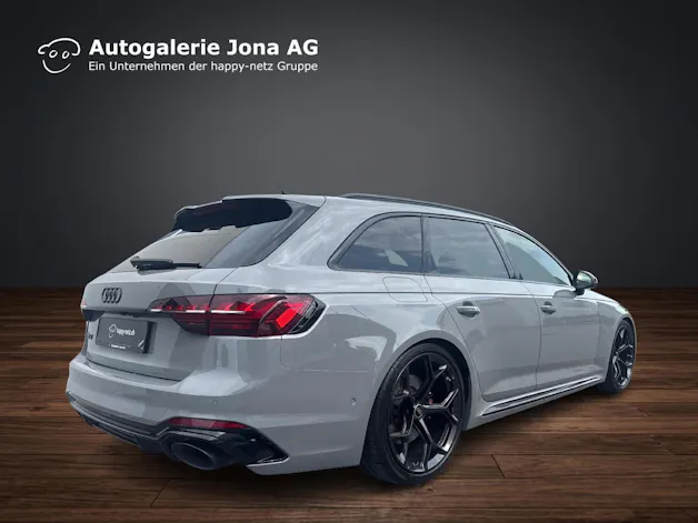 AUDI RS4 Avant 2.9 V6 TFSI quattro T-Tronic