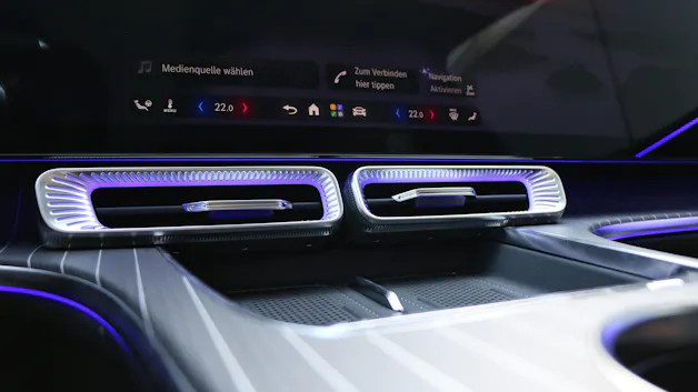 MERCEDES-BENZ GLC 400 4MATIC with EQ Technology