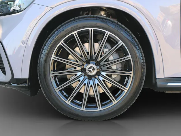 MERCEDES-BENZ GLC 400 4MATIC with EQ Technology