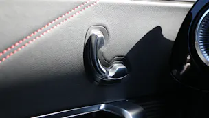 MERCEDES-BENZ GLC 400 4MATIC with EQ Technology