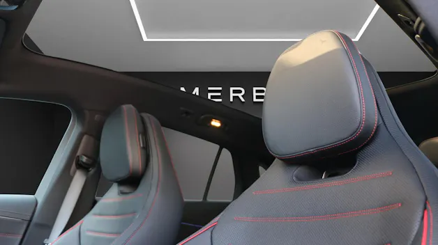 MERCEDES-BENZ GLC 400 4MATIC with EQ Technology