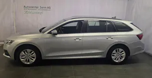 SKODA Octavia Combi 2.0 TDI DSG Ambition
