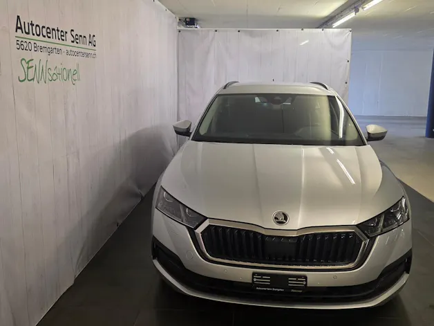 SKODA Octavia Combi 2.0 TDI DSG Ambition