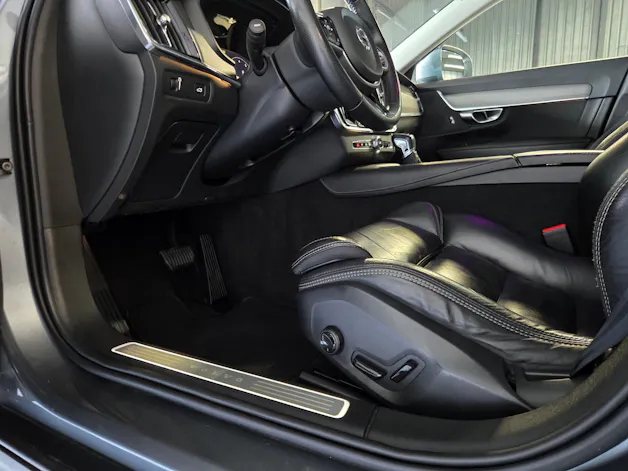 VOLVO V90 Cross Country 2.0 T5 Pro AWD