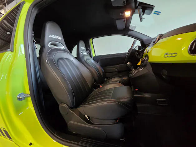 FIAT 595 Abarth 1.4 T-Jet 180 Competizione
