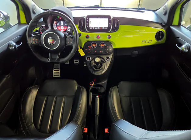 FIAT 595 Abarth 1.4 T-Jet 180 Competizione