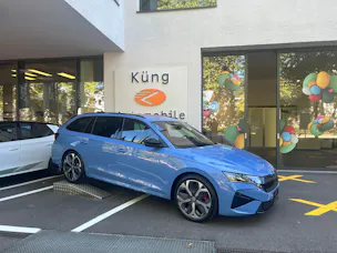 SKODA Octavia Combi 2.0 TSI DSG RS 30 Years Edition