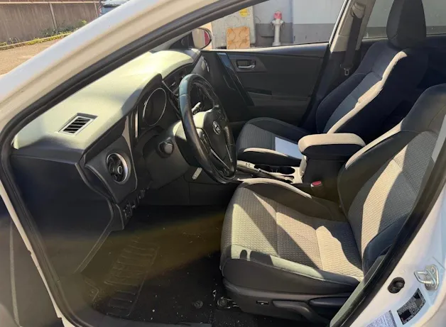 Toyota Auris Touring Sports 1.8 HSD Trend e-CVT