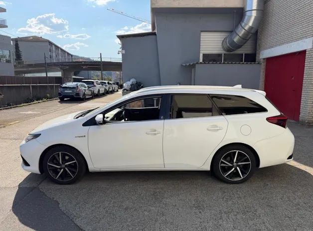 Toyota Auris Touring Sports 1.8 HSD Trend e-CVT