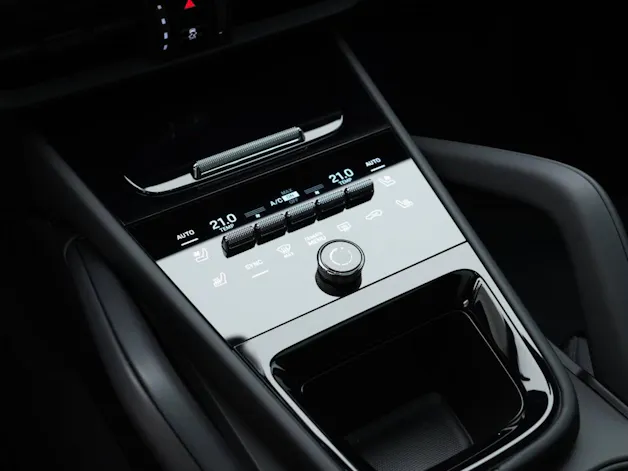 PORSCHE Cayenne E-Hybrid Coupé Black Edition
