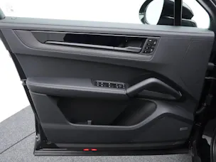 PORSCHE Cayenne E-Hybrid Coupé Black Edition