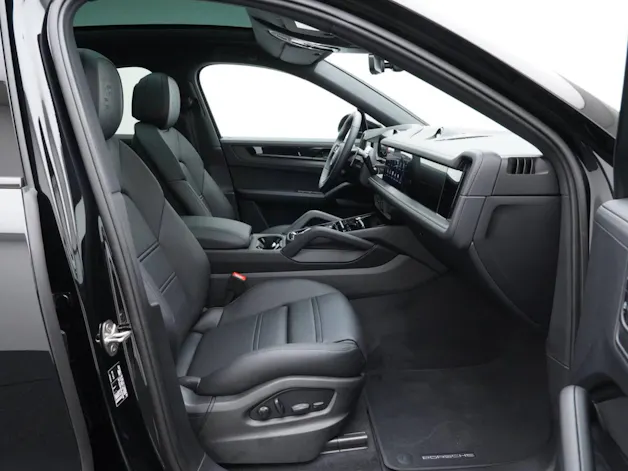 PORSCHE Cayenne E-Hybrid Coupé Black Edition