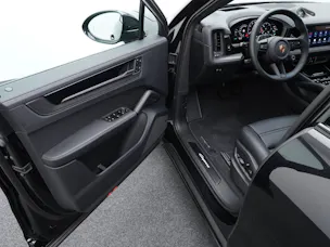 PORSCHE Cayenne E-Hybrid Coupé Black Edition