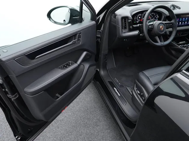 PORSCHE Cayenne E-Hybrid Coupé Black Edition