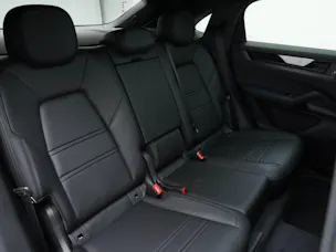 PORSCHE Cayenne E-Hybrid Coupé Black Edition