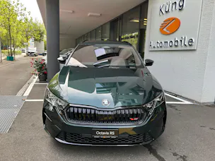 SKODA Octavia Combi 2.0 TSI DSG RS 30 Years Edition