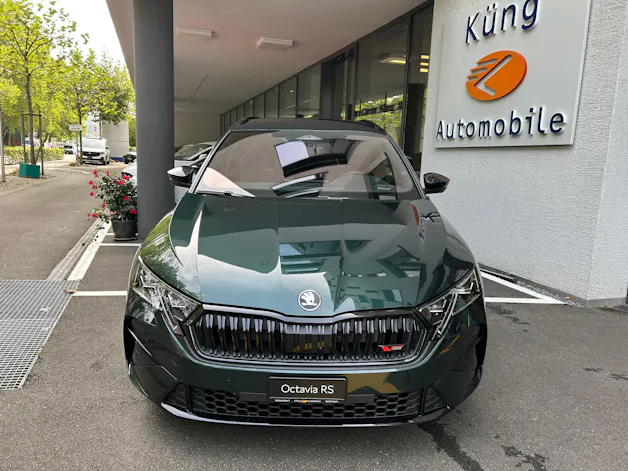 SKODA Octavia Combi 2.0 TSI DSG RS 30 Years Edition