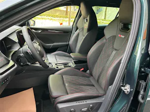 SKODA Octavia Combi 2.0 TSI DSG RS 30 Years Edition