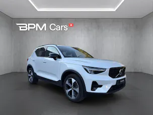 VOLVO XC40 2.0 B3 MH Plus Dark