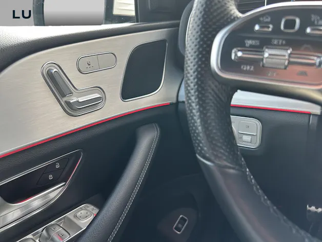 MERCEDES-BENZ GLE 300 d 4Matic AMG Line 9G-Tronic