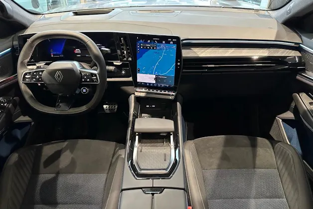 RENAULT Rafale 1.2 E-Tech Plug-in Hybrid 300 4x4 Atelier Alpine