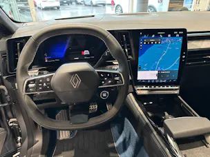 RENAULT Rafale 1.2 E-Tech Plug-in Hybrid 300 4x4 Atelier Alpine