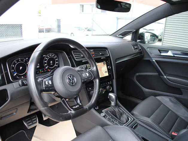 VW Golf 2.0 TSI R 4Motion DSG