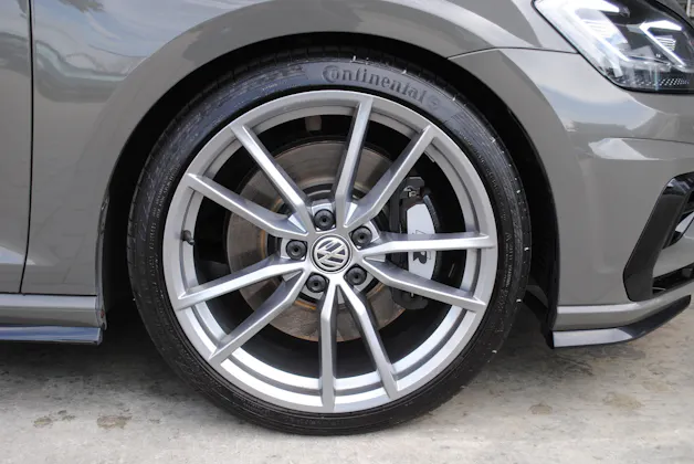 VW Golf 2.0 TSI R 4Motion DSG