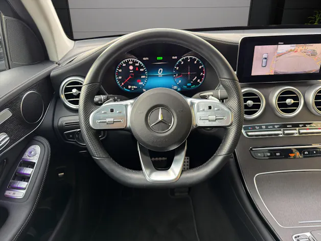 MERCEDES-BENZ GLC 200 AMG Line 4Matic