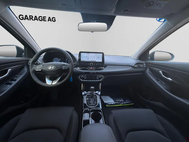 HYUNDAI i30 1.5 T-GDi Amplia 48V MH DCT