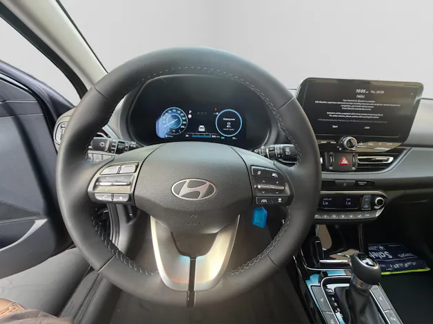 HYUNDAI i30 1.5 T-GDi Amplia 48V MH DCT