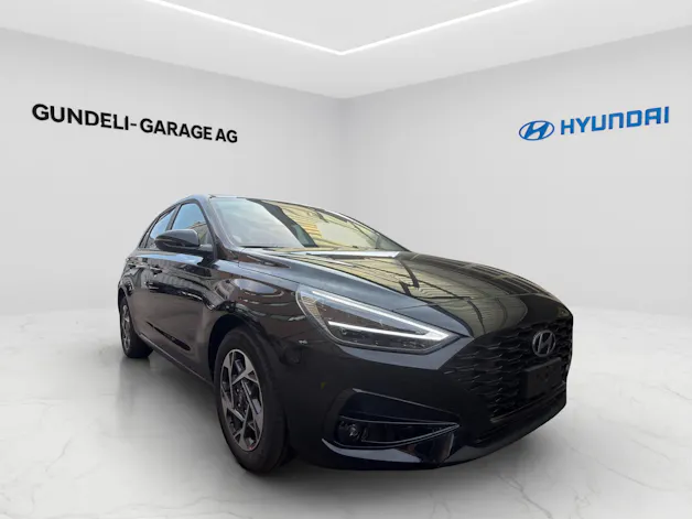 HYUNDAI i30 1.5 T-GDi Amplia 48V MH DCT