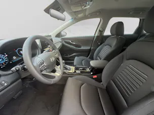 HYUNDAI i30 1.5 T-GDi Amplia 48V MH DCT