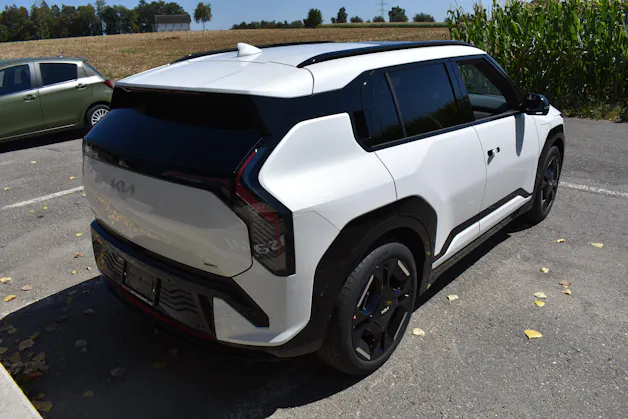 Kia EV3 81,4 kWh GT Line 4x4