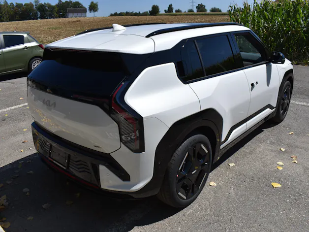 Kia EV3 81,4 kWh GT Line 4x4